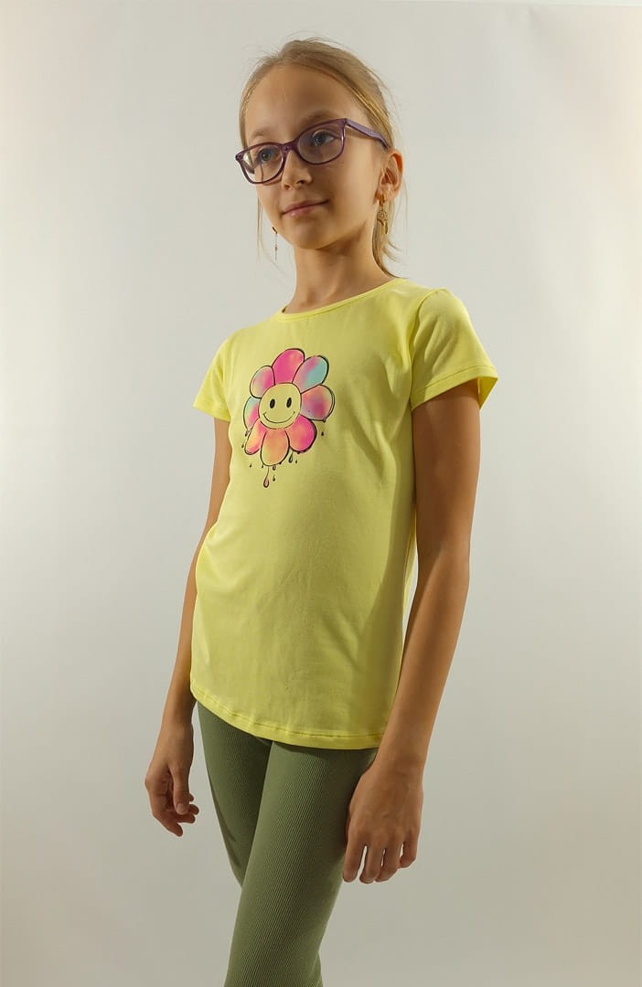 Żółta bluzka z kwiatkiem (0228-D3-zolt-kw (3).jpg) - sklep z ubraniami Nosi Ci Się